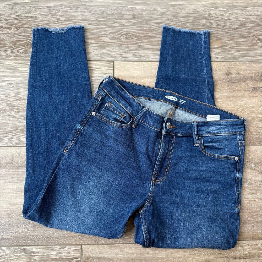 Old Navy Rockstar Super Skinny Jeans